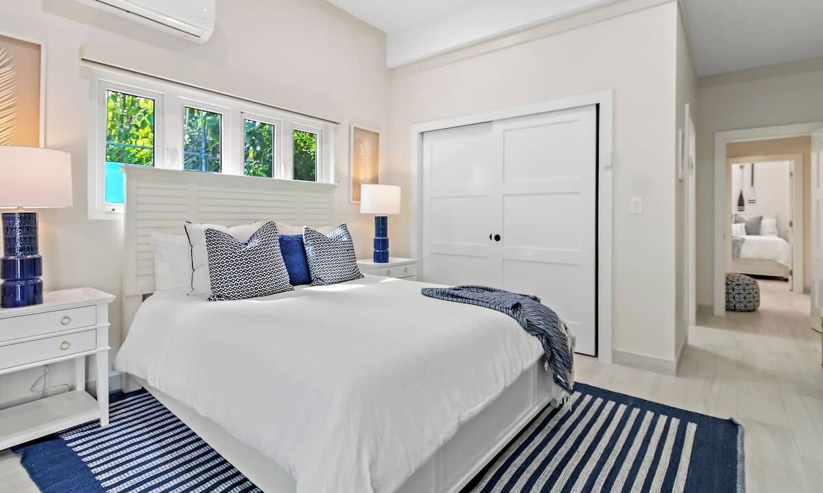 Photo of Bedroom in Nassau