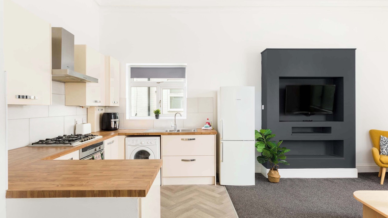 Photo of Kitchen in Leamington Spa