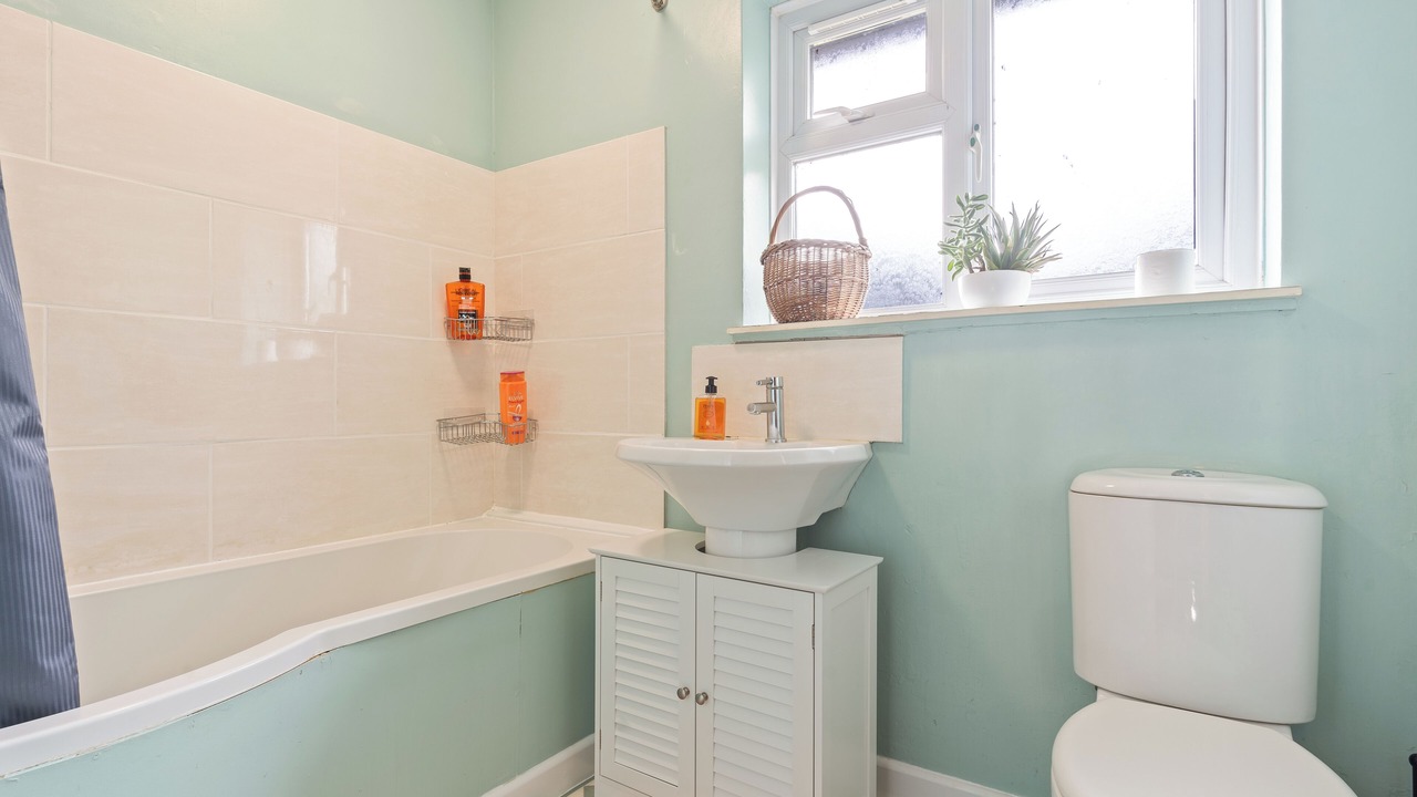 Photo of Bathroom in Aylesbury