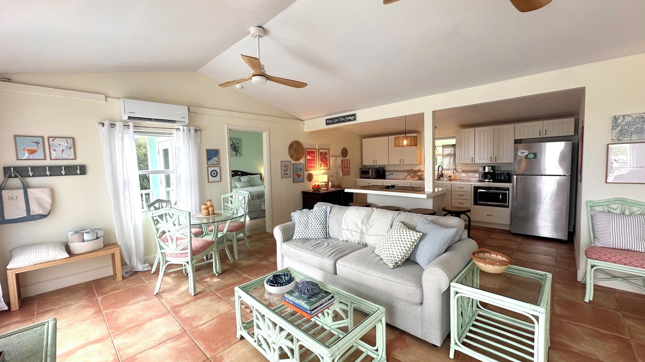 Photo of Livingroom in Forbes Hill