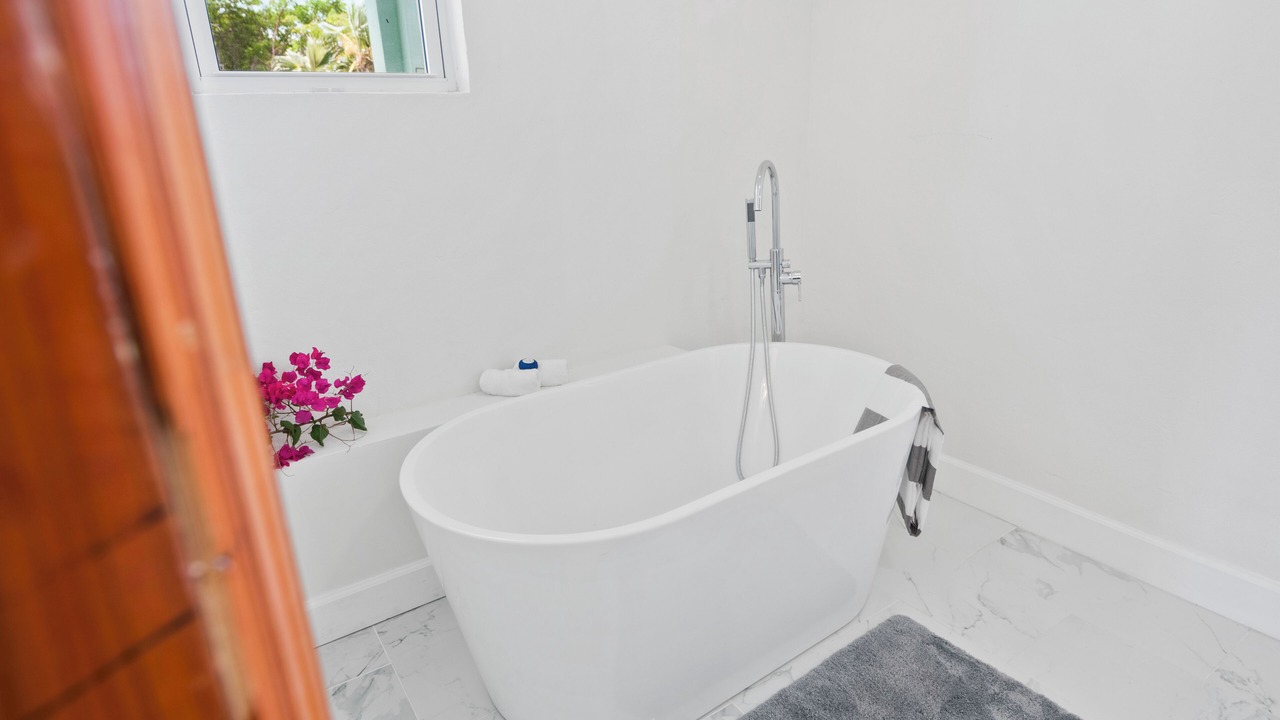 Photo of Bathroom in Great Exuma