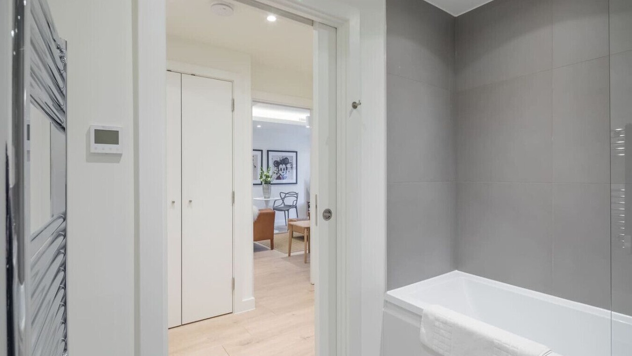 Photo of Bathroom in Cambridge City Centre