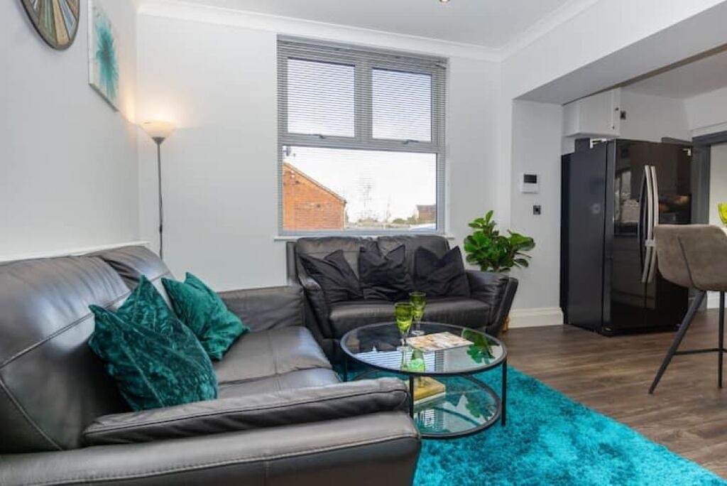 Photo of Livingroom in Stoke-on-Trent