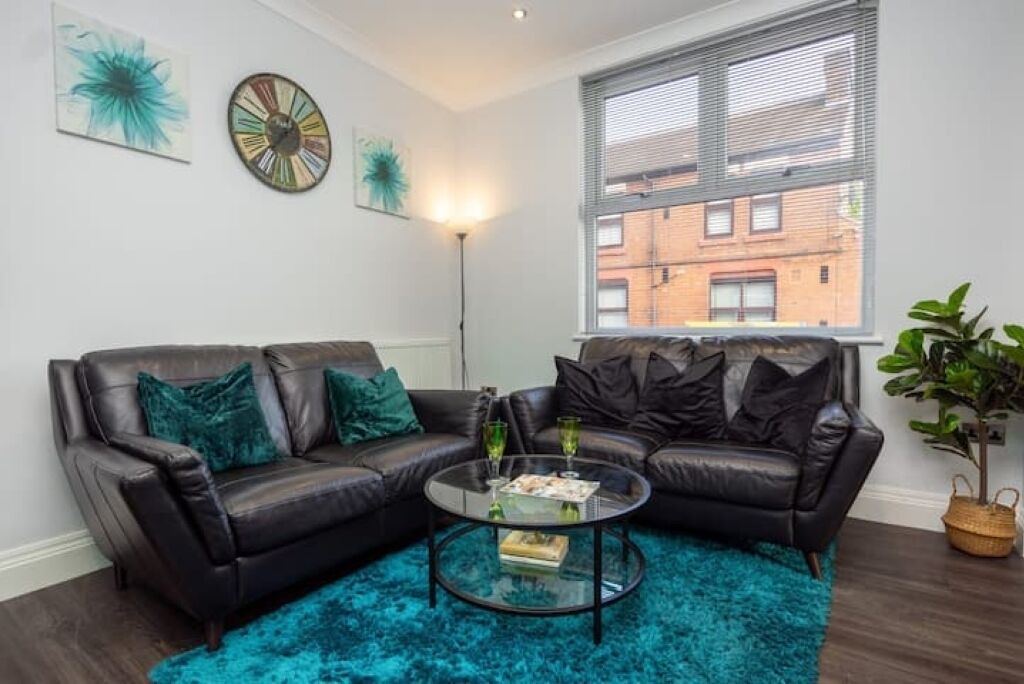 Photo of Livingroom in Stoke-on-Trent