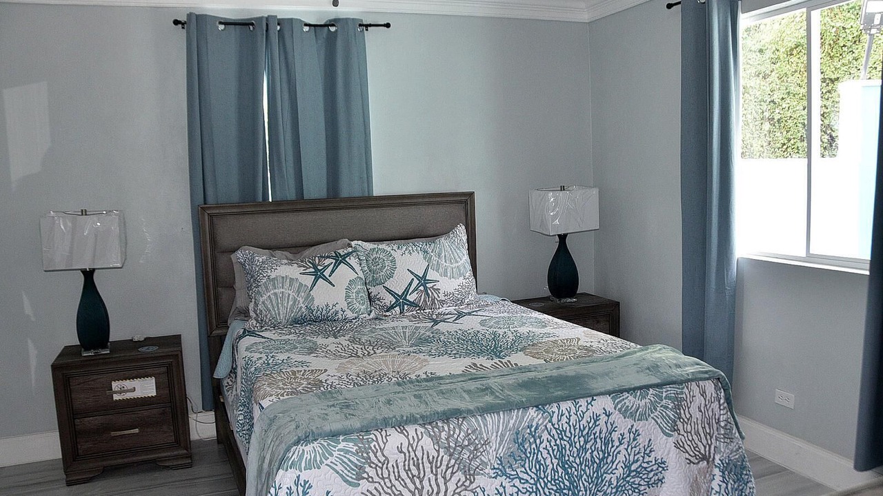 Photo of Bedroom in Nassau