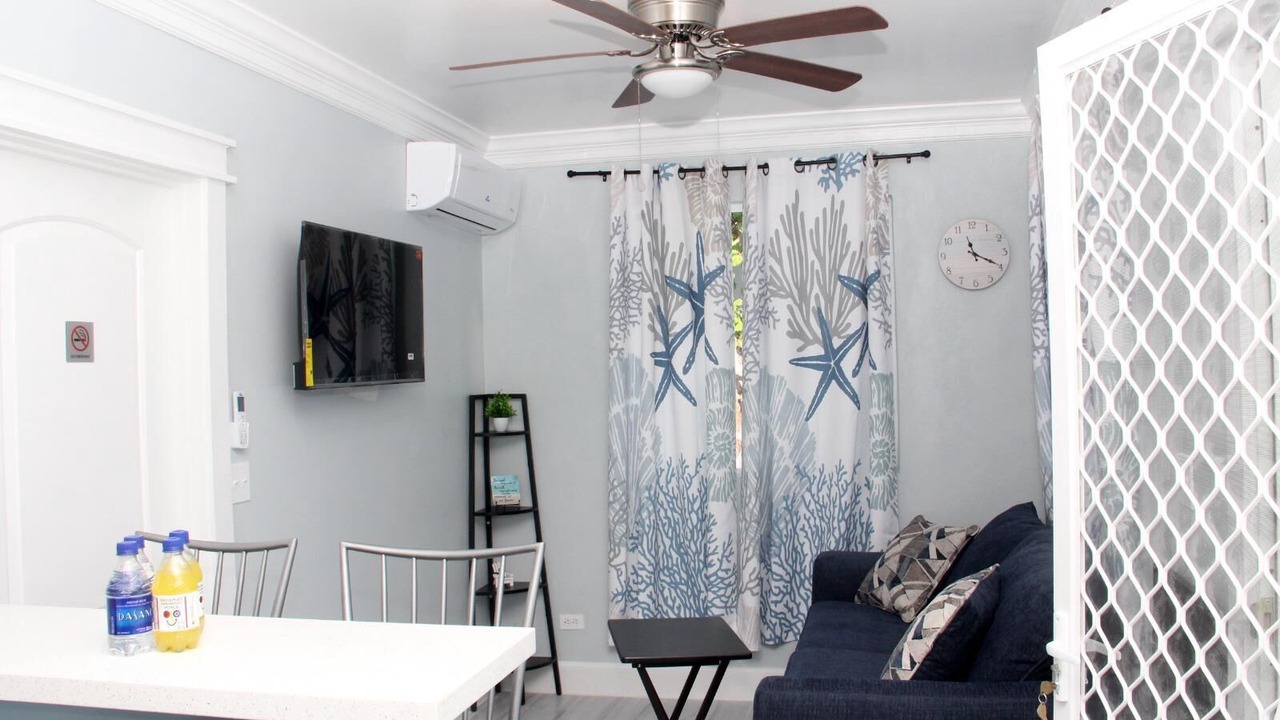 Photo of Livingroom in Nassau