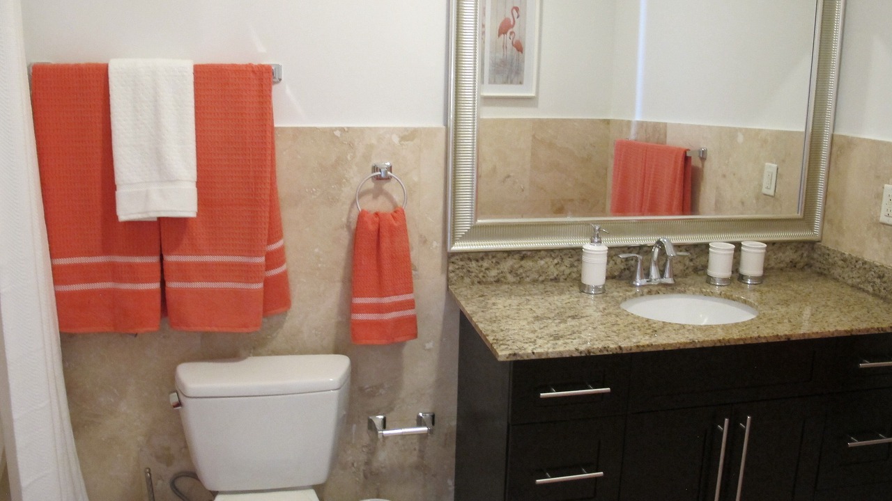 Photo of Bathroom in Palm Cay