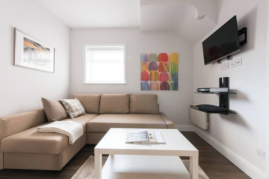 Photo of Livingroom in Whittington