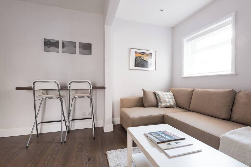 Photo of Livingroom in Whittington