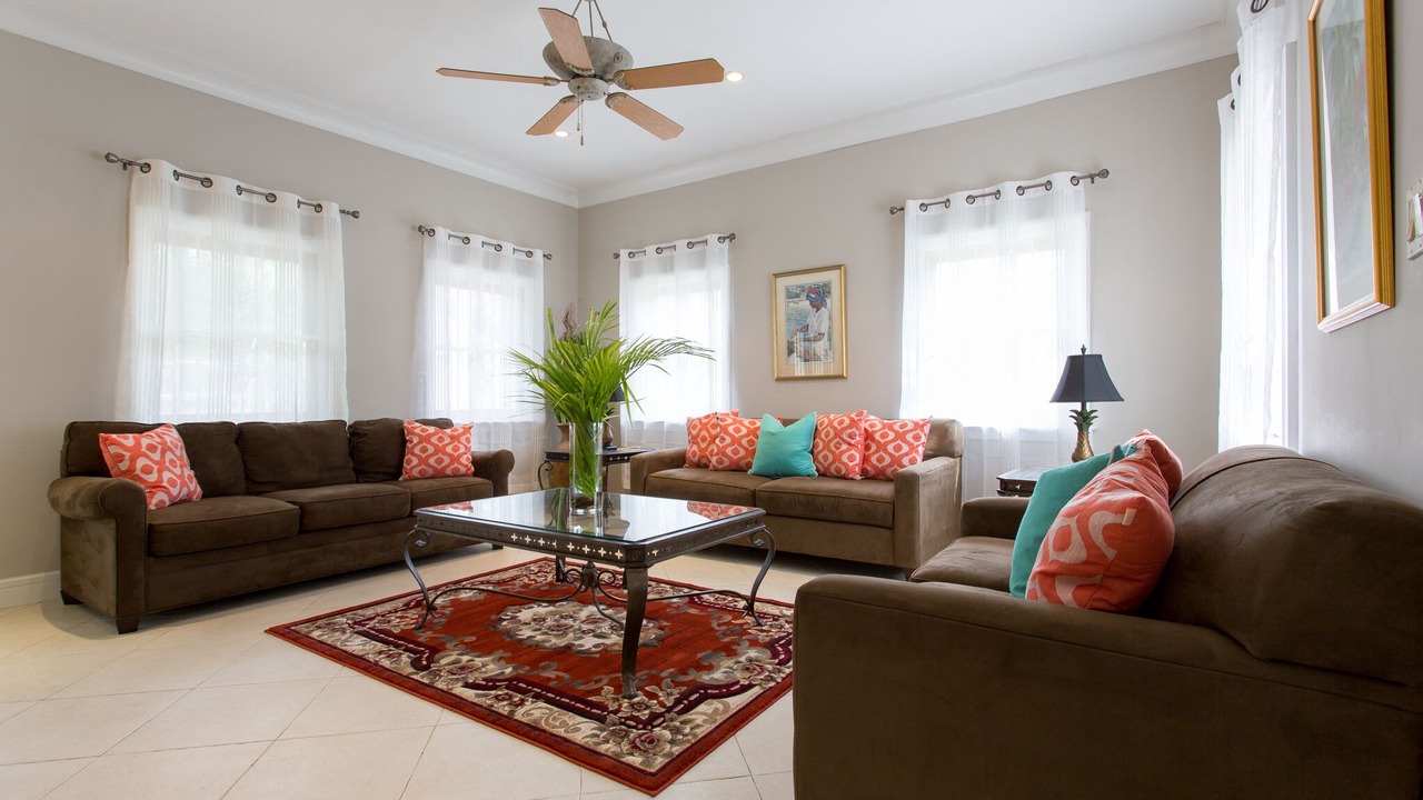 Photo of Livingroom in Nassau