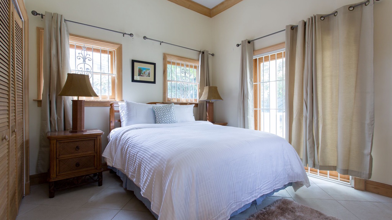 Photo of Bedroom in Nassau