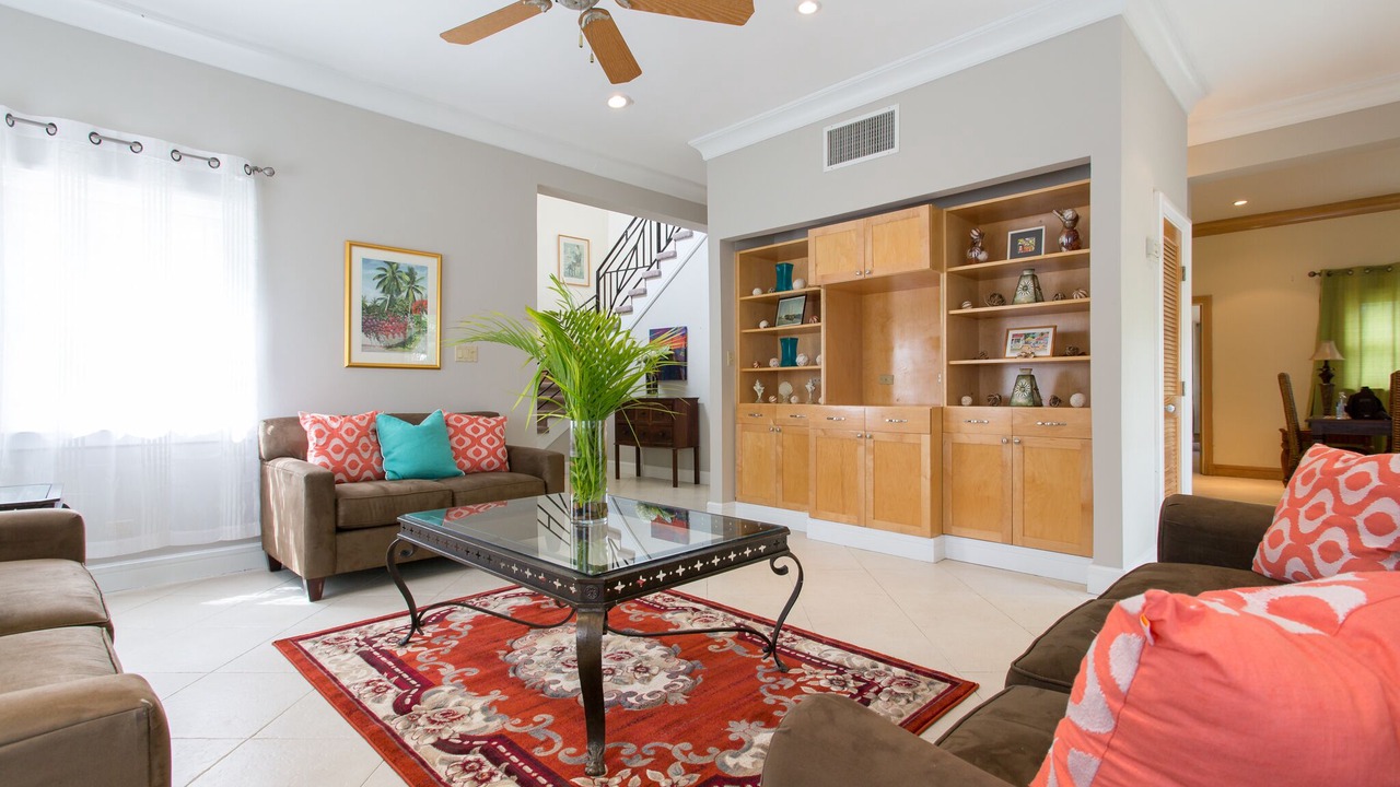 Photo of Livingroom in Nassau