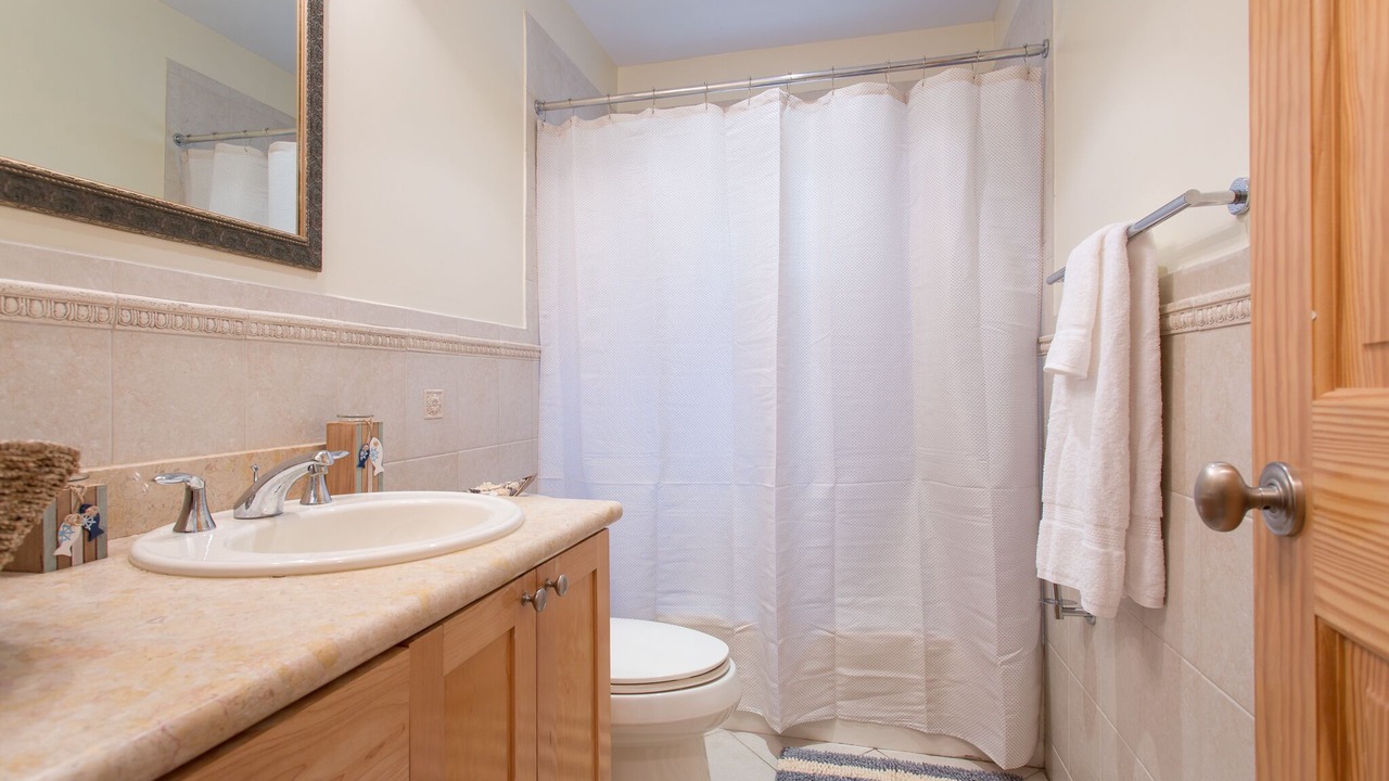 Photo of Bathroom in Nassau