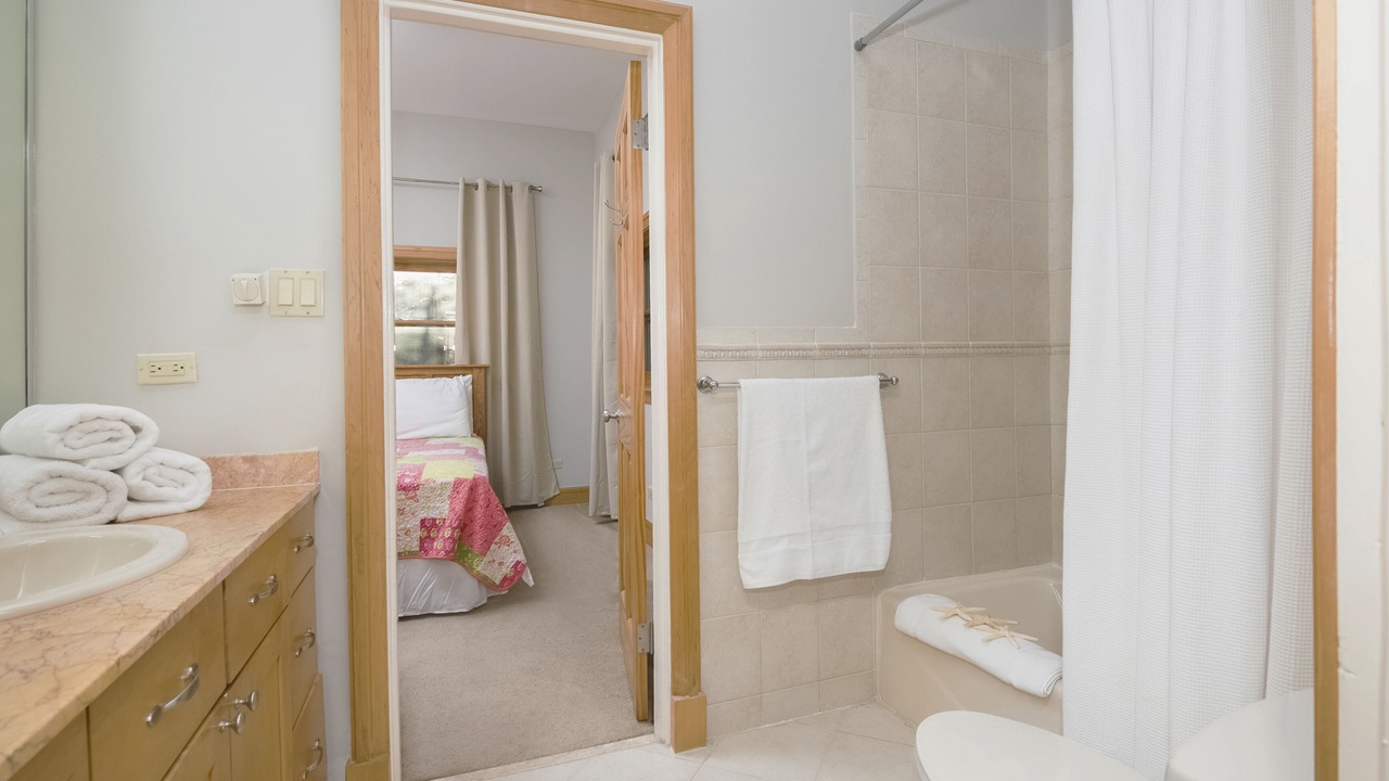 Photo of Bathroom in Nassau