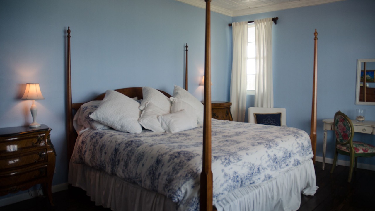 Photo of Bedroom in Dunmore Town