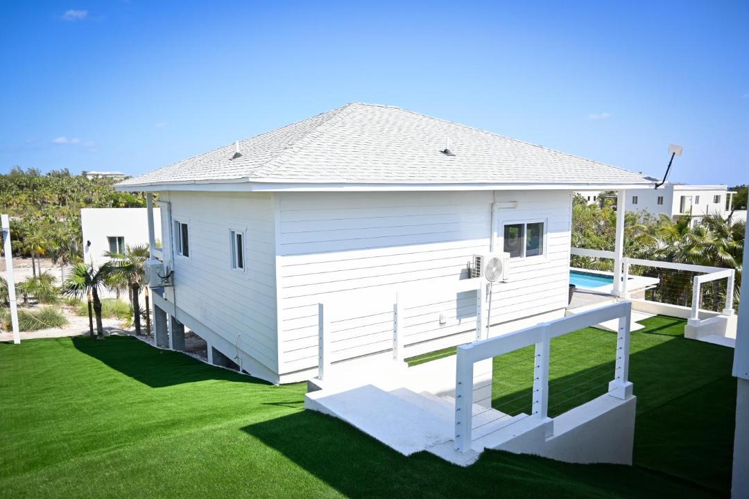 Photo of Others in North Palmetto Point