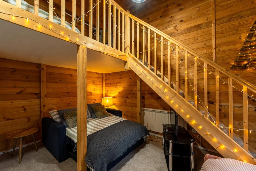 Photo of Bedroom in Barns Green