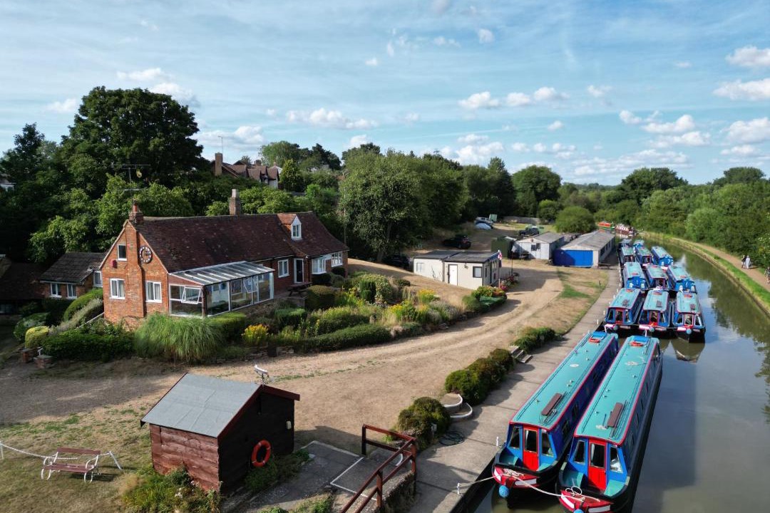 Photo of Others in Linslade
