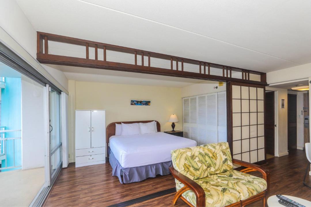 Photo of Bedroom in Waikiki