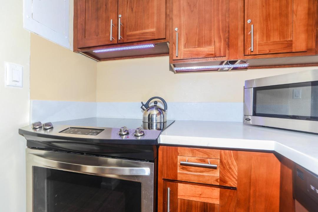 Photo of Kitchen in Waikiki