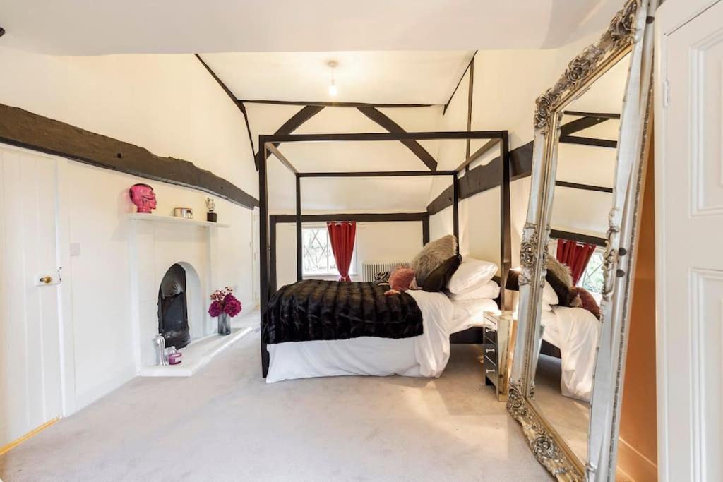 Photo of Bedroom in Bray on Thames