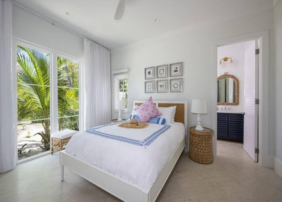 Photo of Bedroom in North Palmetto Point