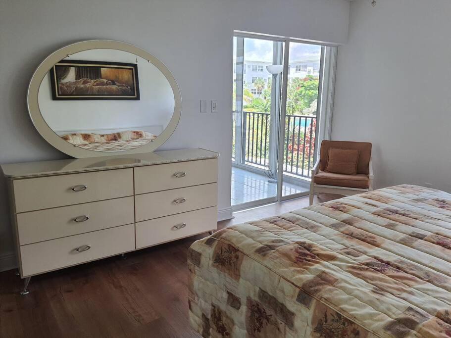 Photo of Bedroom in Sunrise Park