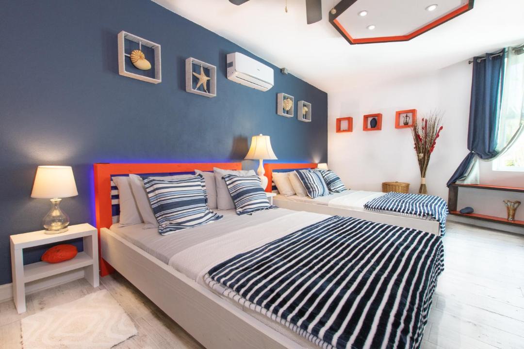 Photo of Bedroom in Nassau