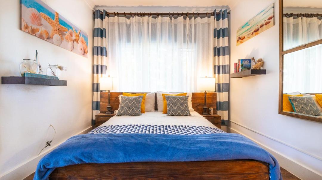 Photo of Bedroom in Nassau