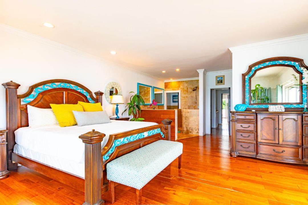 Photo of Bedroom in Nassau