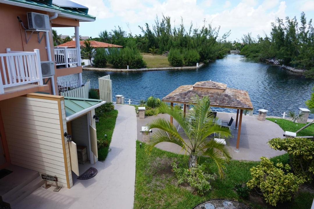 Photo of Others in Bahamas Terrace