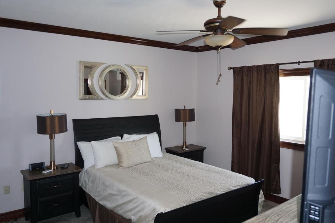 Photo of Bedroom in Bahamas Terrace