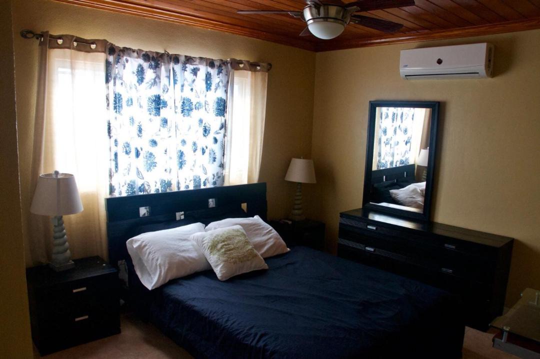 Photo of Bedroom in Gambier