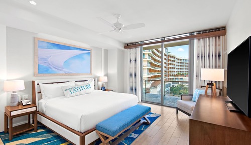Suite, 1 Bedroom, Balcony, Oceanfront (Residence, w. Kitchen)