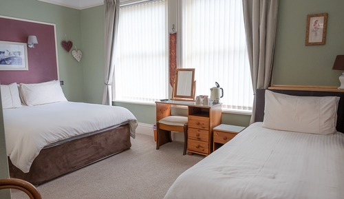 Superior Triple Room, Ensuite (Family Room)