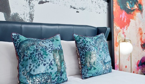 Designer Executive Room - with Super King bed