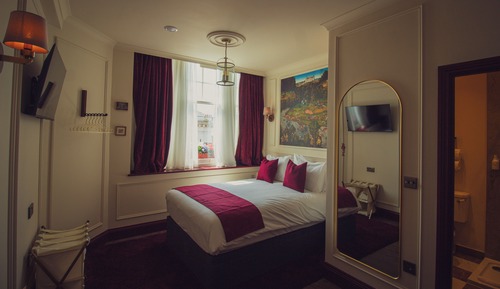 Classic Double Room