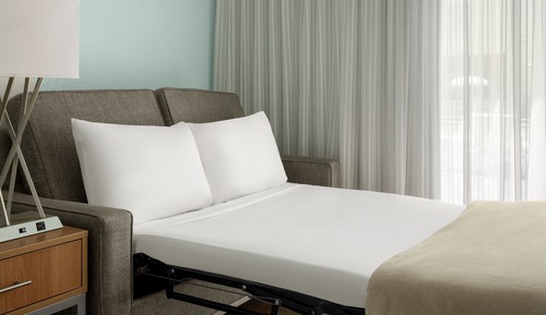 Room, 1 King Bed, Patio (Poolside)