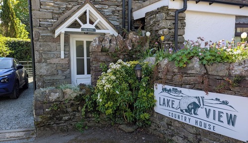 The Shiel Self-Catering Apartment