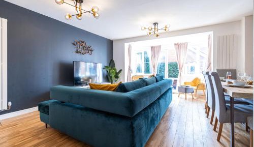 Deluxe Apartment