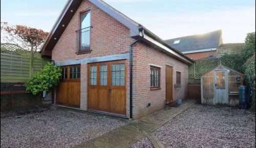 One-Bedroom House