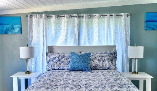 Queen Room with Garden View