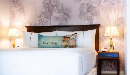 Standard Queen Room
