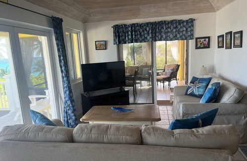 North Palmetto Point Villa | Welcome to Paradise!