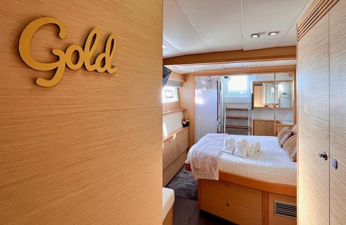 Staniel Cay Boat Rental | Luxury All-Inclusive Yacht in the Bahamas