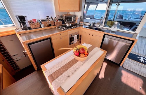 Staniel Cay Boat Rental | Luxury All-Inclusive Yacht in the Bahamas