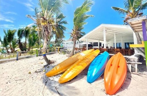 Farmer's Hill Apartment | Palm Tree Suite at Exuma Palms Resort