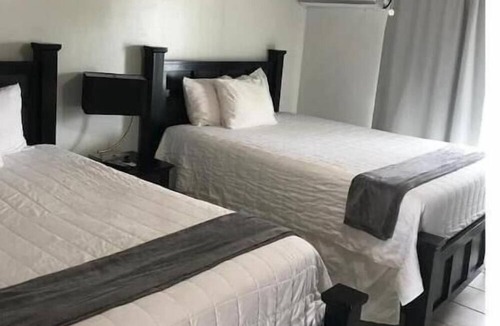 Farmer's Hill Apartment | Lion Fish Suite Ocean Front Exuma Palms Resort!