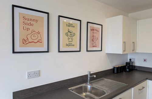 Great Houghton House | Entire home in Hardingstone Northampton