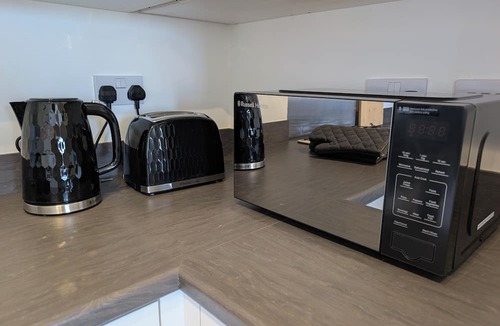 Great Houghton House | Entire home in Hardingstone Northampton
